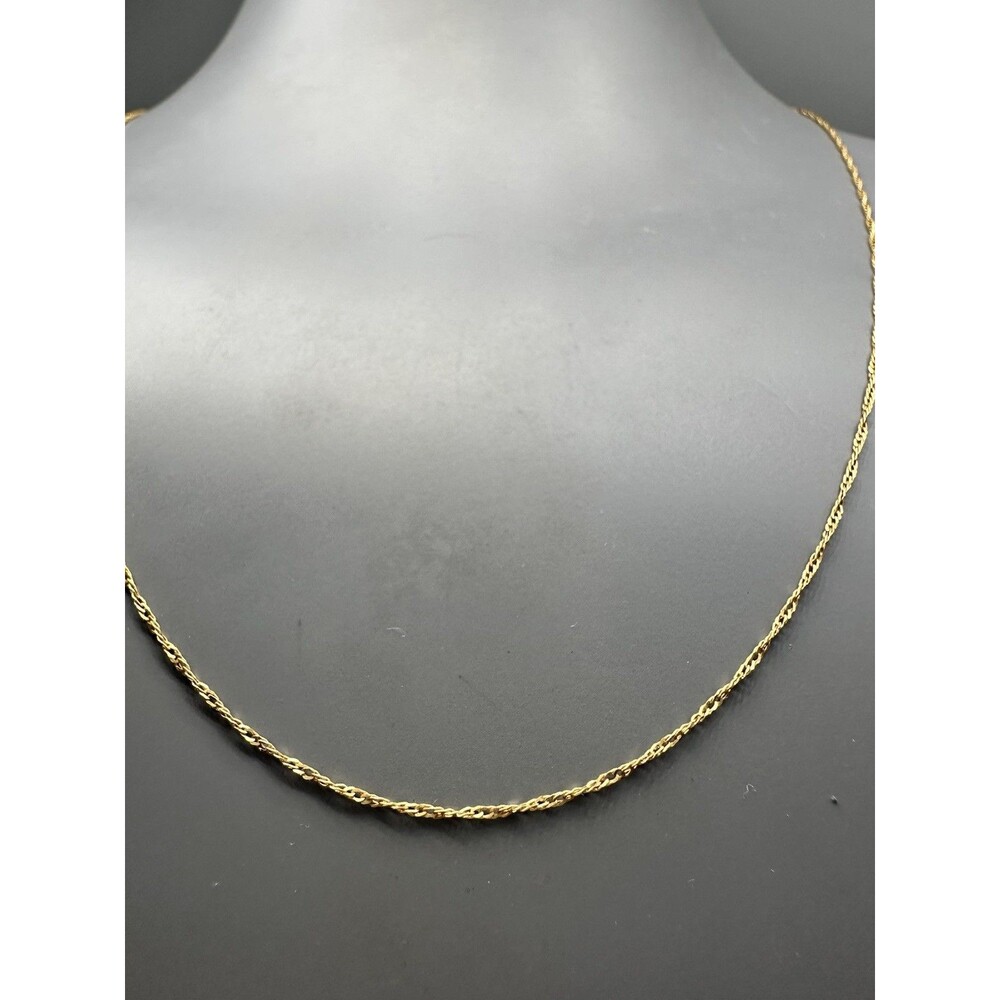 14k Yellow Gold Chain Necklace 23”  1mm
